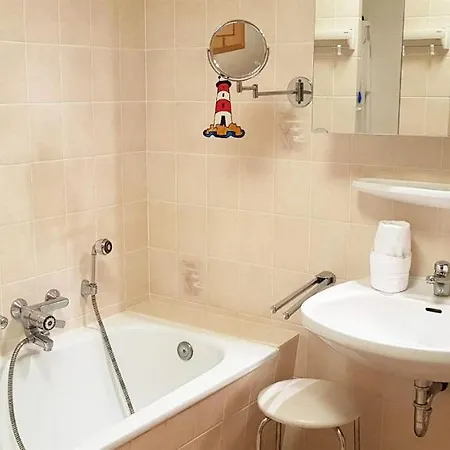 Ferienwohnung-floppy-hansi-fewo-4-eg * Sankt Peter-Ording