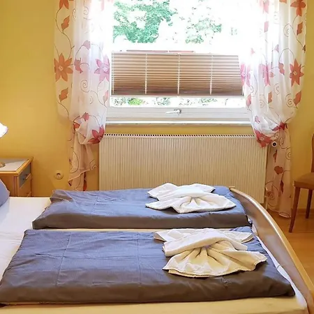 Guest house Ferienwohnung-floppy-hansi-fewo-4-eg Sankt Peter-Ording